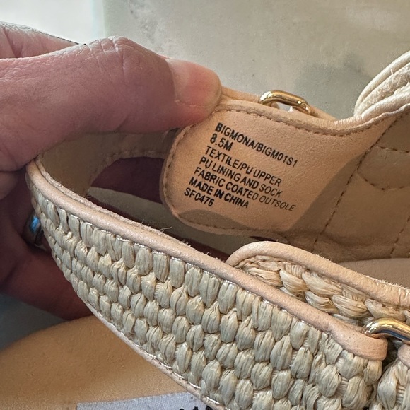 Steve Madden Bigmona Raffia Platform Sandals - Picture 5 of 5